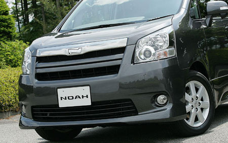 toyota_noah_valvematic_2.jpg